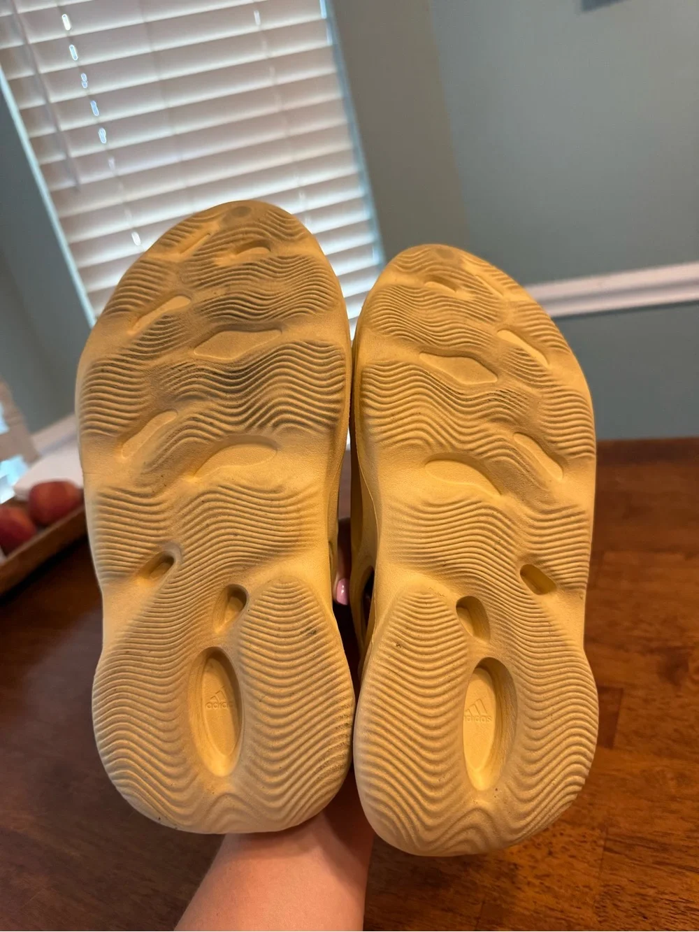 adidas Yeezy Foam Runner Sulfur Desert Sand Men's Size 10 Slip On Clog